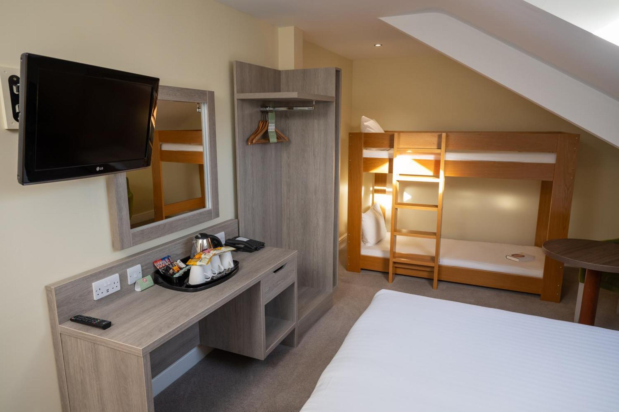 Hellidon Lakes Hotel Daventry Exteriör bild
